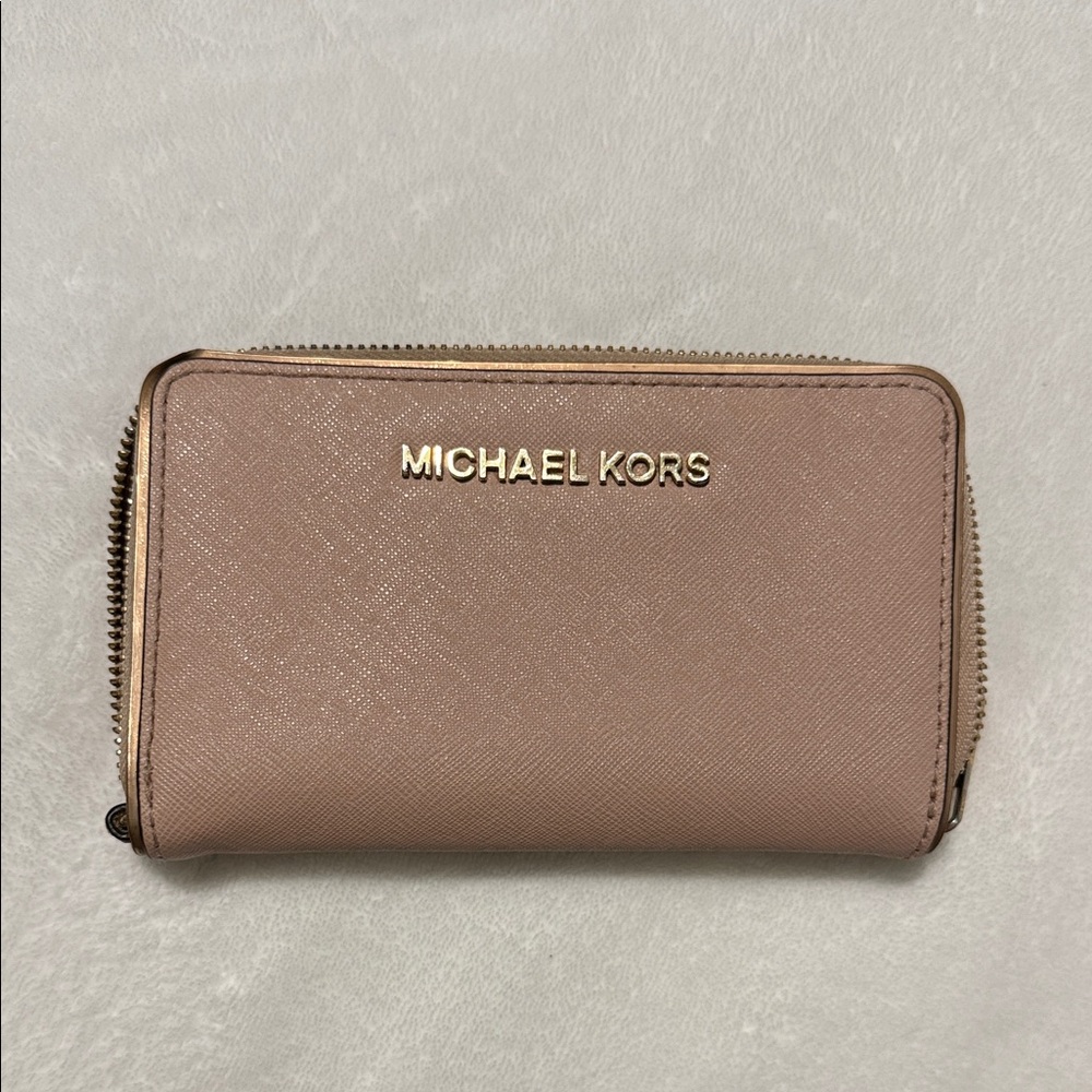 Michael Kors Blush Pink Wallet